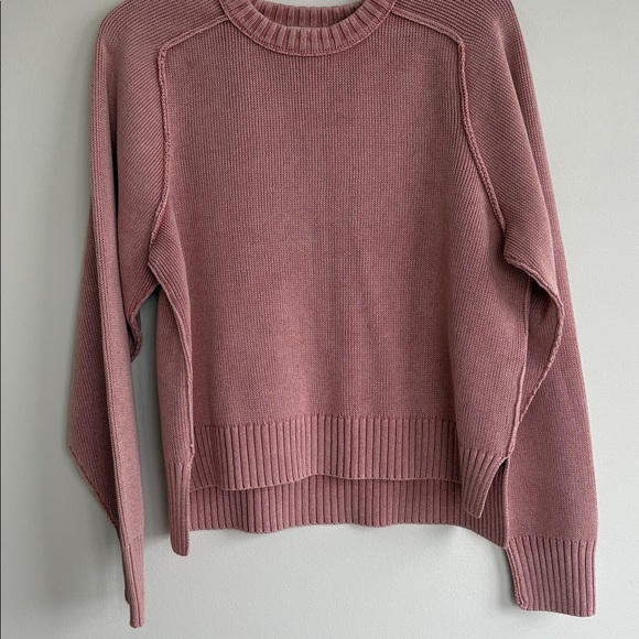 Spring Street Pullover - Picture 4 of 9